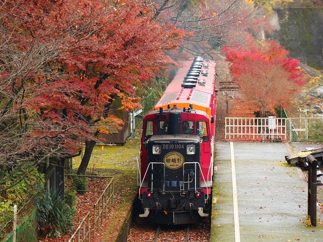 嵯峨野トロッコ列車