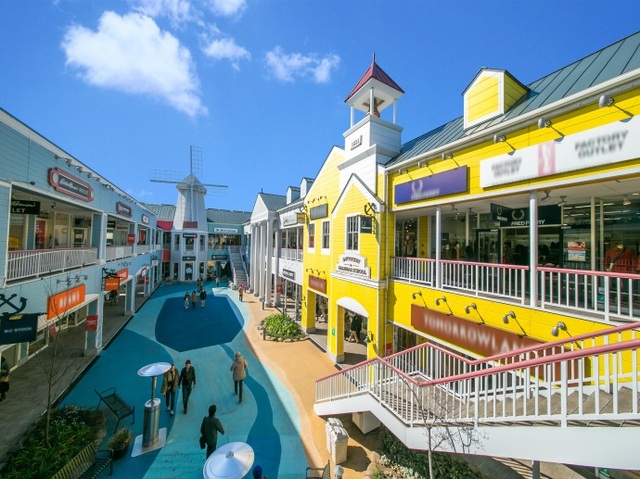 横浜中華街 三井アウトレット 八景島シーパラダイスへ行く日帰りバスツアー バス市場