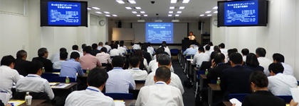 kaigi_main2015.jpg